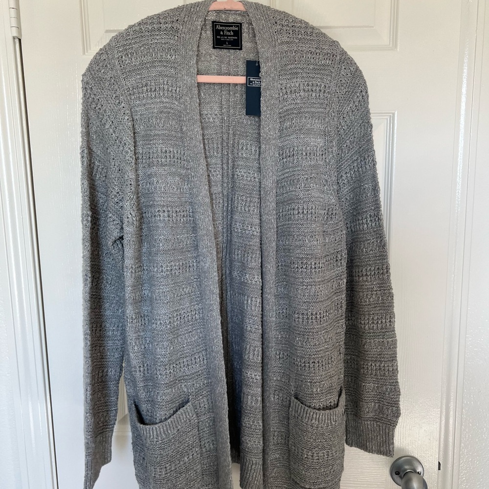 Abercrombie & FitchGray Open Front Cardigan with pockets size large nwt